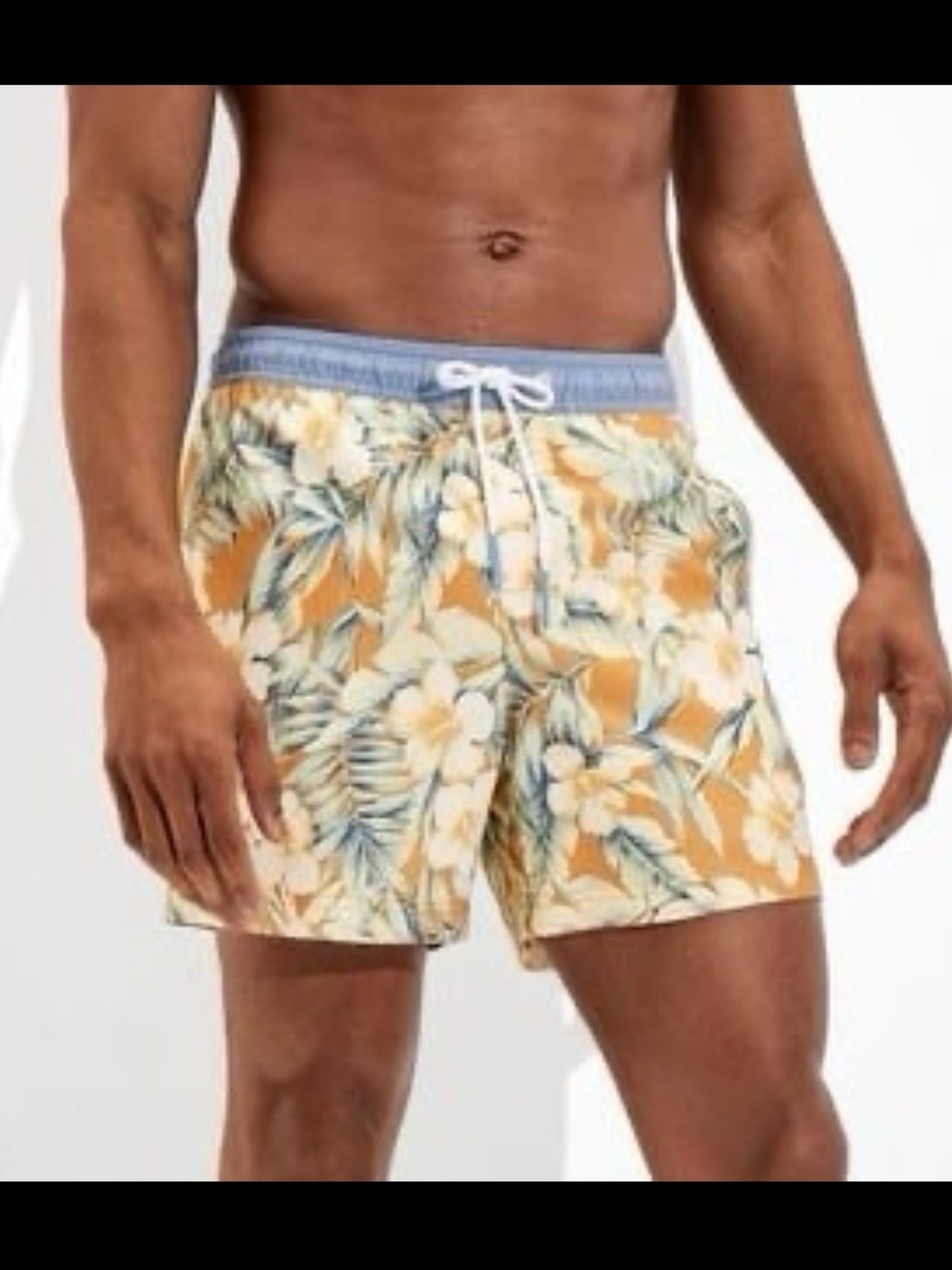 American Eagle tropical Floral lined Swim Trunks Medium